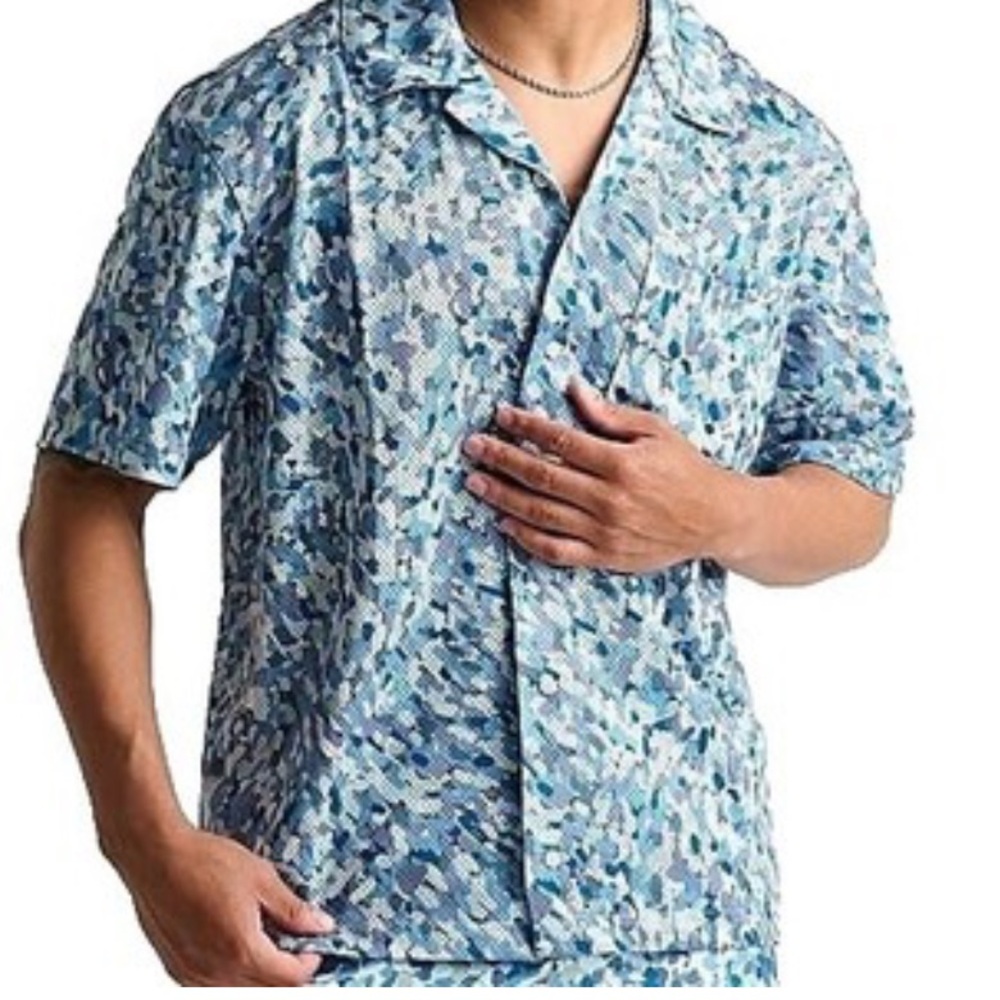 Jordan Essentials Men's Poolside Blue
Allover Print Button Up Shirt